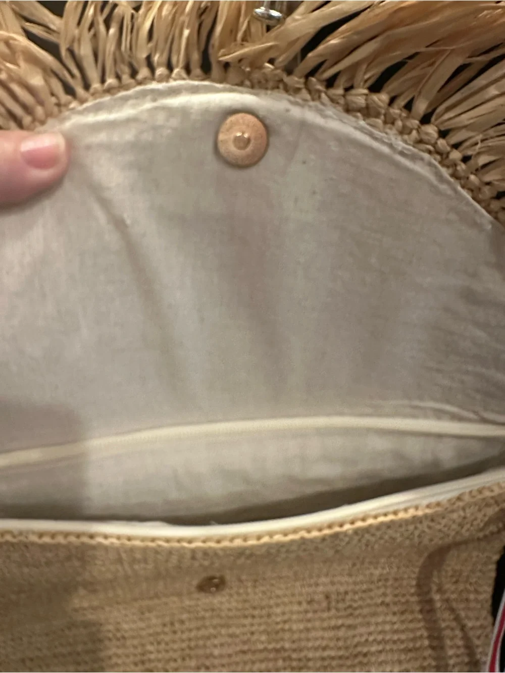 BTB # 030 Los Angeles Milan Floral Handcrafted Raffia Floral Clutch - Natural